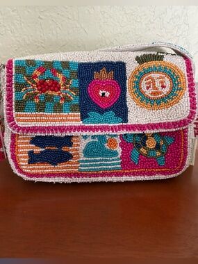 Beaded Bag 🩷 Coastal with bag charm